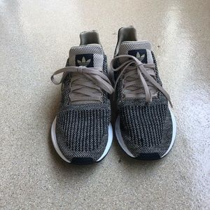 Men’s Adidas Swift Run - Raw Gold